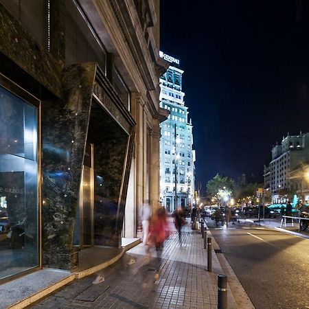 Uma Suites Passeig De Gracia 16 Barcelona Kültér fotó