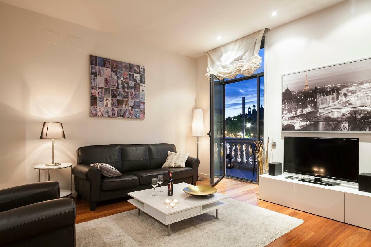 Uma Suites Passeig De Gracia 16 Barcelona Kültér fotó