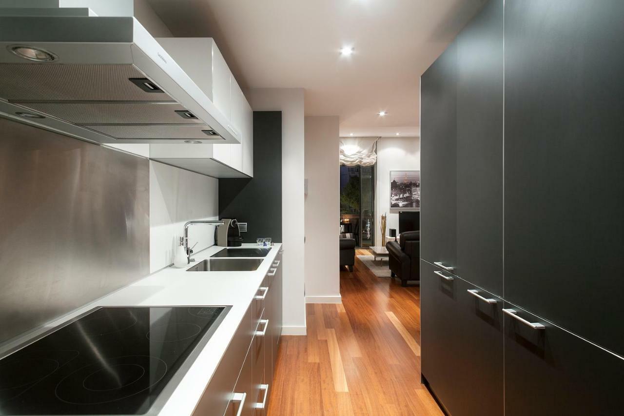Uma Suites Passeig De Gracia 16 Barcelona Kültér fotó