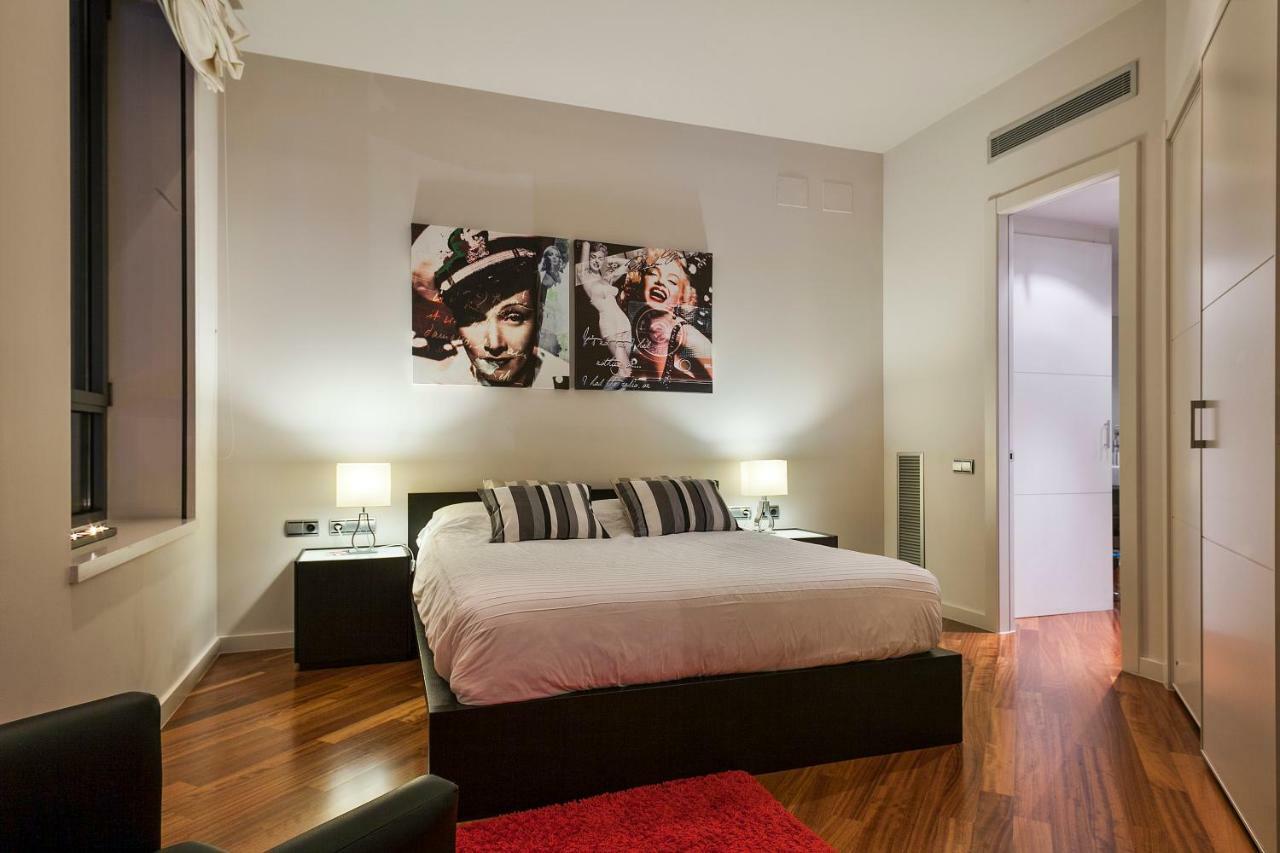 Uma Suites Passeig De Gracia 16 Barcelona Kültér fotó