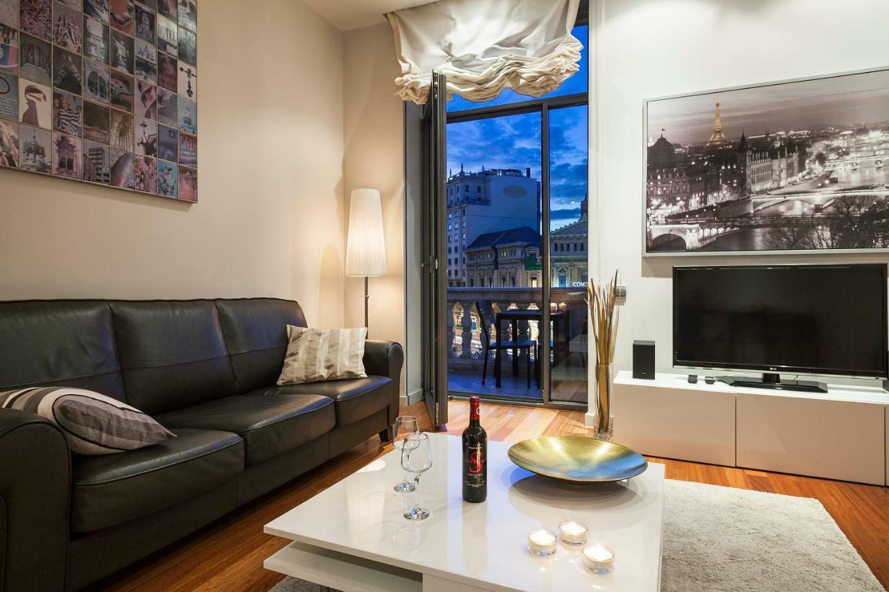 Uma Suites Passeig De Gracia 16 Barcelona Kültér fotó
